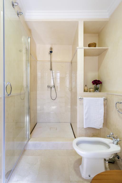 Genteel Home Vinuesa Севиля Екстериор снимка